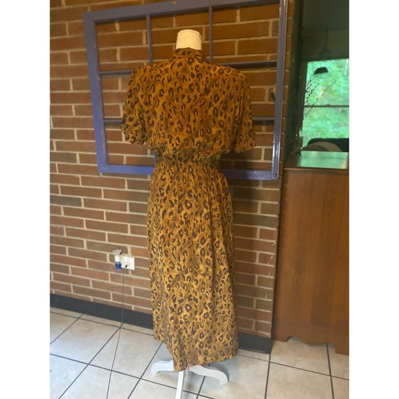 Stunning Vintage 70s Cheetah Print Dress 100% Silk by Robbie Bee - Picture 8 of 11